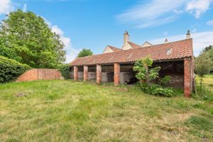 Cart Shed- click for photo gallery
